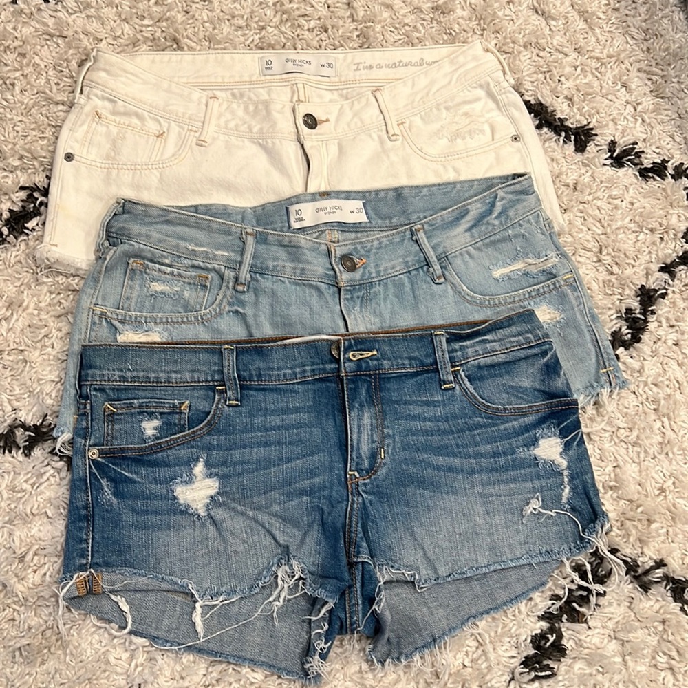 Gilly Hicks denim shorts size 10 bundle